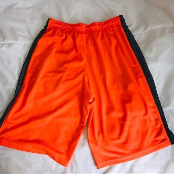 Under Armour boys athletic orange shorts size YLG - Picture 3 of 3